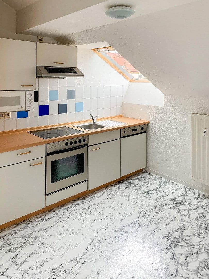 Prenájom bytu 2-izbový 55 m², Leipzig, Sasko Prenájom bytu 2-izbový 55 m², Leipzig, Sasko