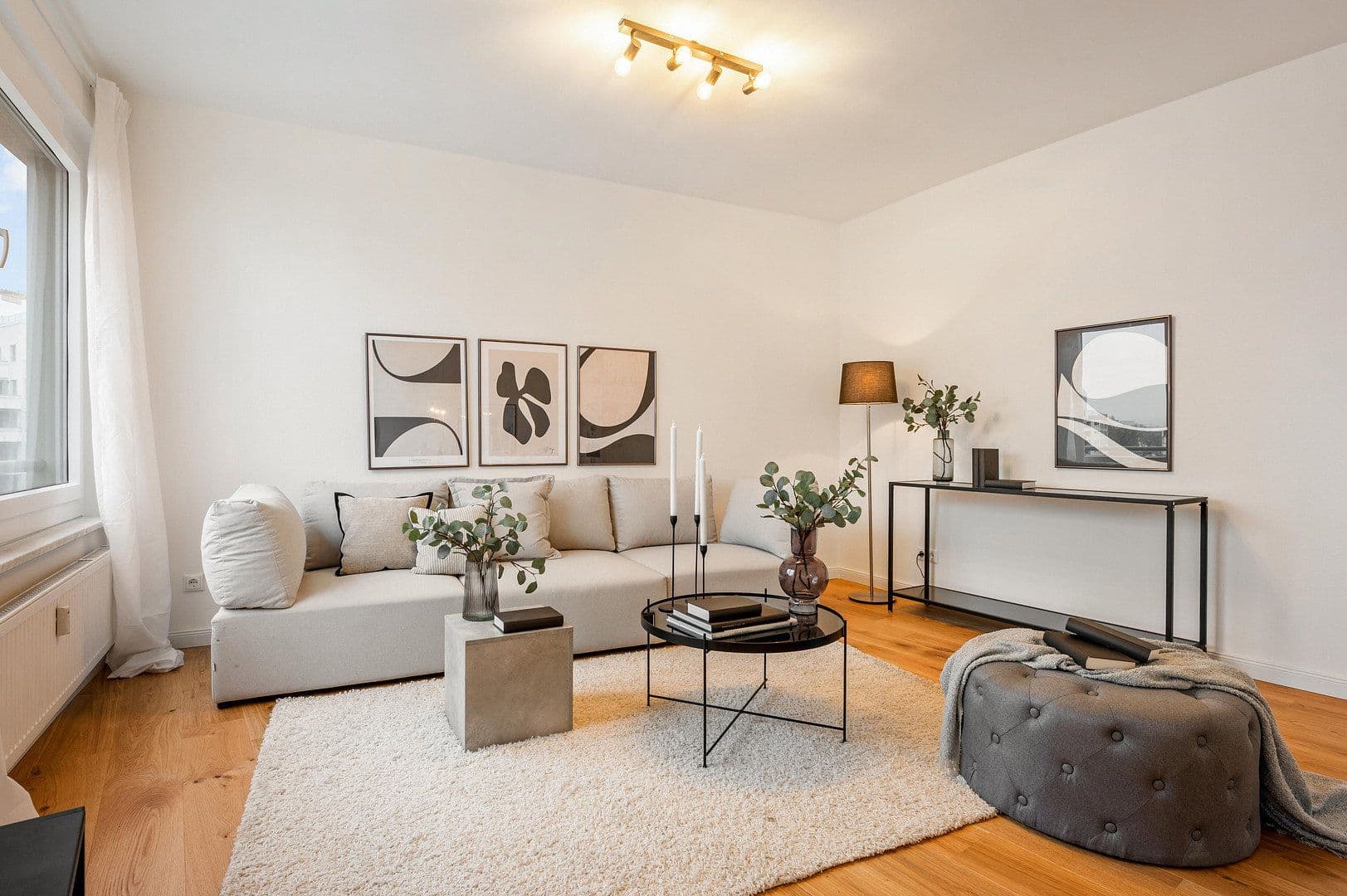 Predaj bytu 2-izbový 54 m², Frankfurt, Hesensko Predaj bytu 2-izbový 54 m², Frankfurt, Hesensko