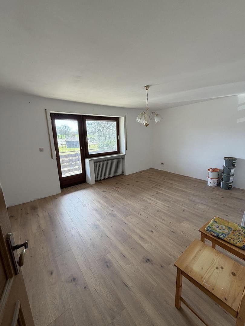 Prenájom bytu 4-izbový 120 m², Petershausen, Bavorsko Prenájom bytu 4-izbový 120 m², Petershausen, Bavorsko