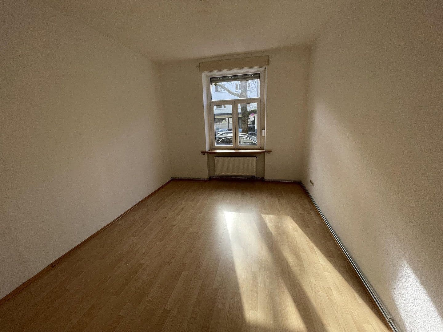 Prenájom bytu 95 m², karlsruhe, Bádensko-Wurttembersko Prenájom bytu 95 m², karlsruhe, Bádensko-Wurttembersko
