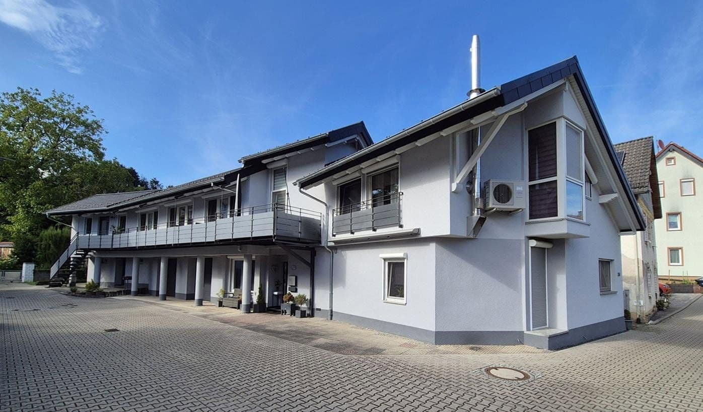 Prenájom bytu 4-izbový 141 m², Lautertal (Odenwald), Hesensko Prenájom bytu 4-izbový 141 m², Lautertal (Odenwald), Hesensko
