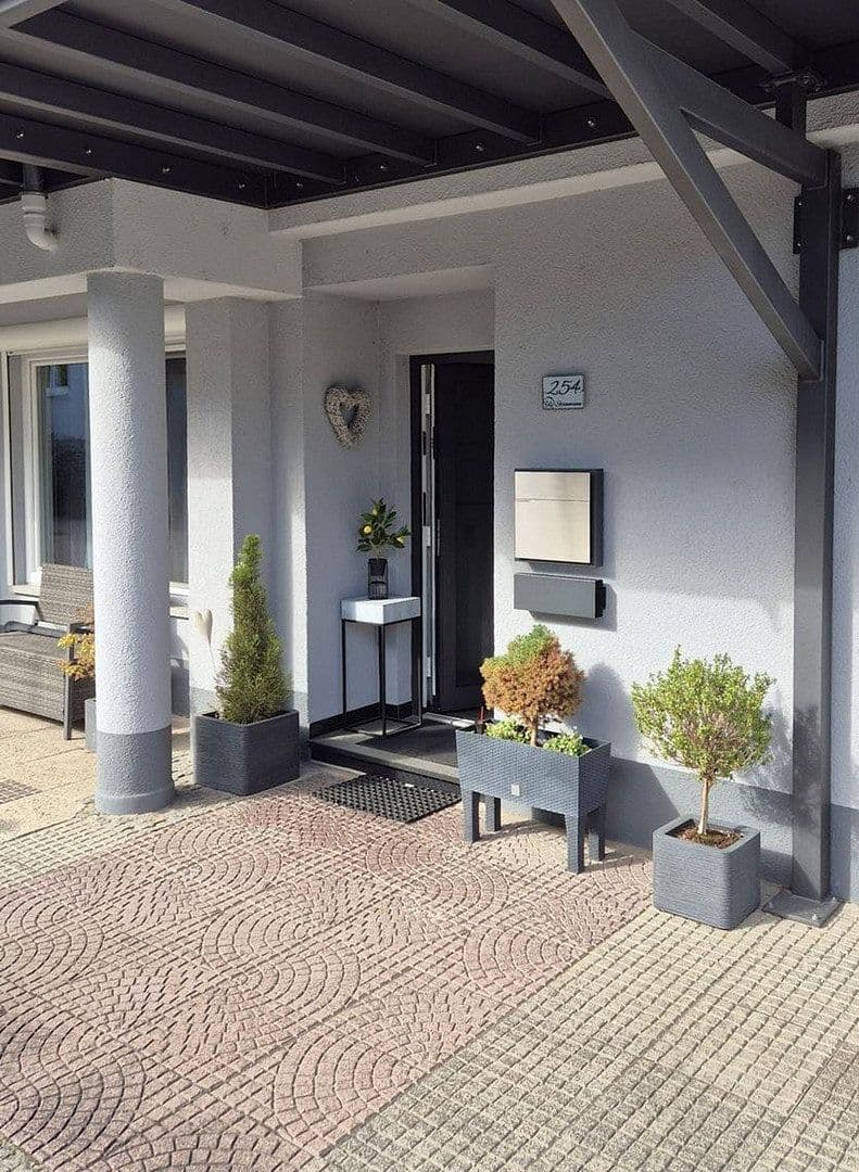 Prenájom bytu 4-izbový 141 m², Lautertal (Odenwald), Hesensko Prenájom bytu 4-izbový 141 m², Lautertal (Odenwald), Hesensko
