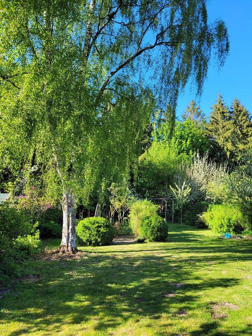Predaj domu 220 m², pozemek 1.117 m², Hofholzallee 126, Kiel, Šlezvicko-Holštajnsko Predaj domu 220 m², pozemek 1.117 m², Hofholzallee 126, Kiel, Šlezvicko-Holštajnsko