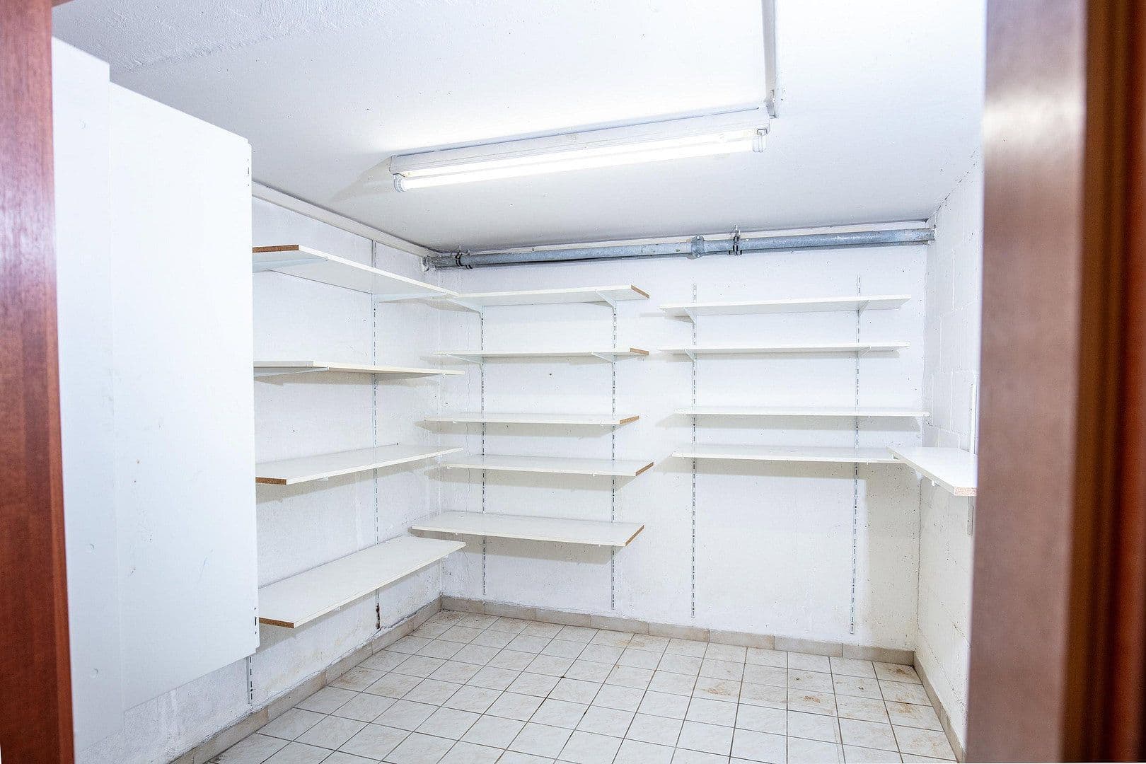 Predaj domu 135 m², pozemek 325 m², Schulstraße 20e, Großheirath, Bavorsko Predaj domu 135 m², pozemek 325 m², Schulstraße 20e, Großheirath, Bavorsko