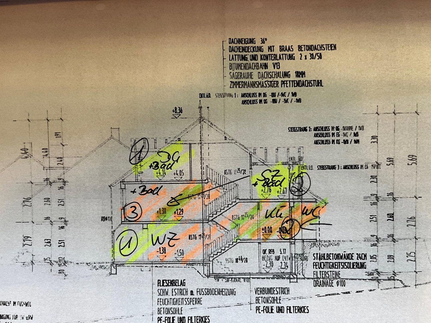Predaj domu 135 m², pozemek 325 m², Schulstraße 20e, Großheirath, Bavorsko Predaj domu 135 m², pozemek 325 m², Schulstraße 20e, Großheirath, Bavorsko