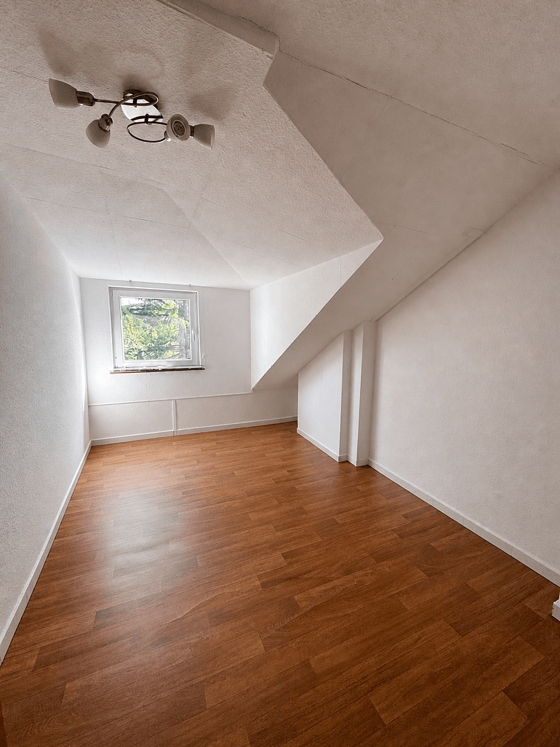 Prenájom bytu 6-izbový 150 m², Neuwied, Porýnie-Falcko Prenájom bytu 6-izbový 150 m², Neuwied, Porýnie-Falcko
