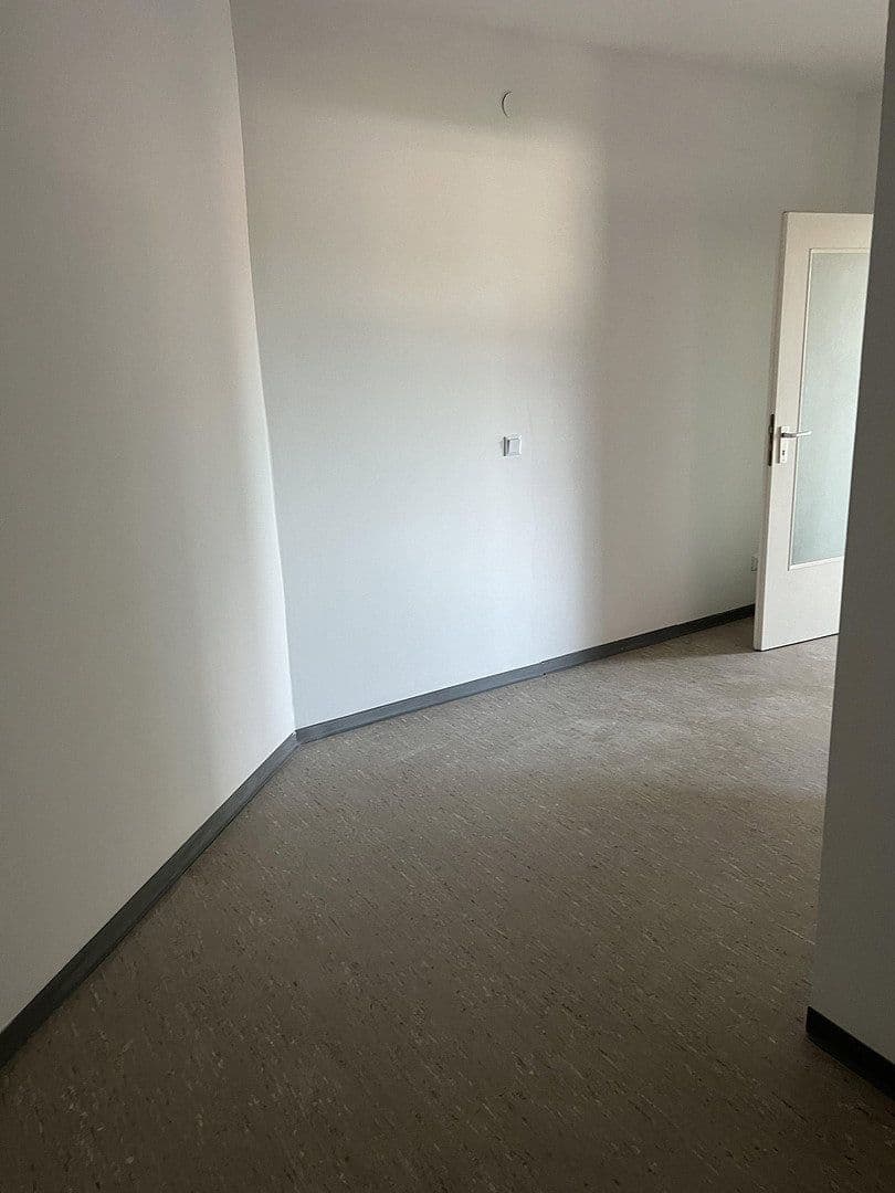 Prenájom bytu 2-izbový 60 m², Bergen, Dolné Sasko Prenájom bytu 2-izbový 60 m², Bergen, Dolné Sasko