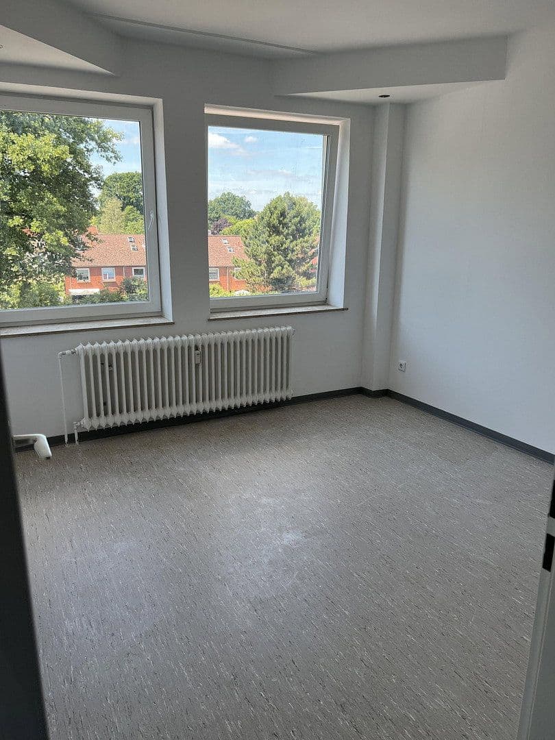 Prenájom bytu 2-izbový 60 m², Bergen, Dolné Sasko Prenájom bytu 2-izbový 60 m², Bergen, Dolné Sasko