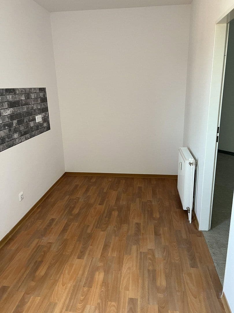 Prenájom bytu 2-izbový 60 m², Bergen, Dolné Sasko Prenájom bytu 2-izbový 60 m², Bergen, Dolné Sasko