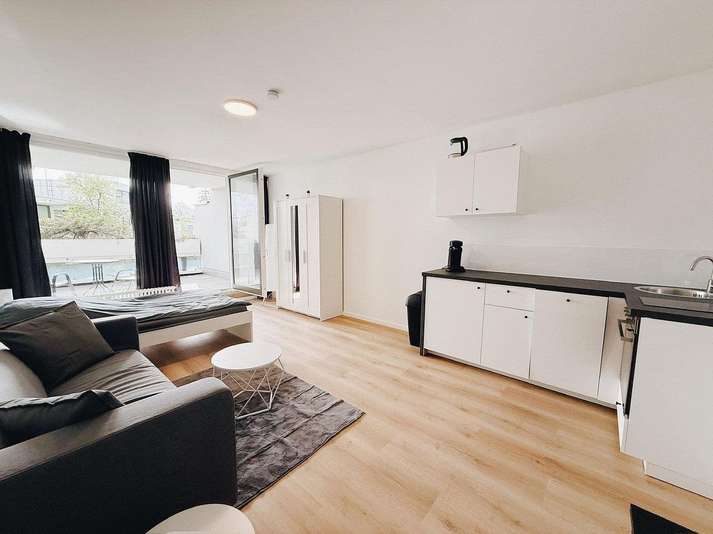 Prenájom bytu 1-izbový 36 m², Nadi Straße 22, München, Bavorsko Prenájom bytu 1-izbový 36 m², Nadi Straße 22, München, Bavorsko