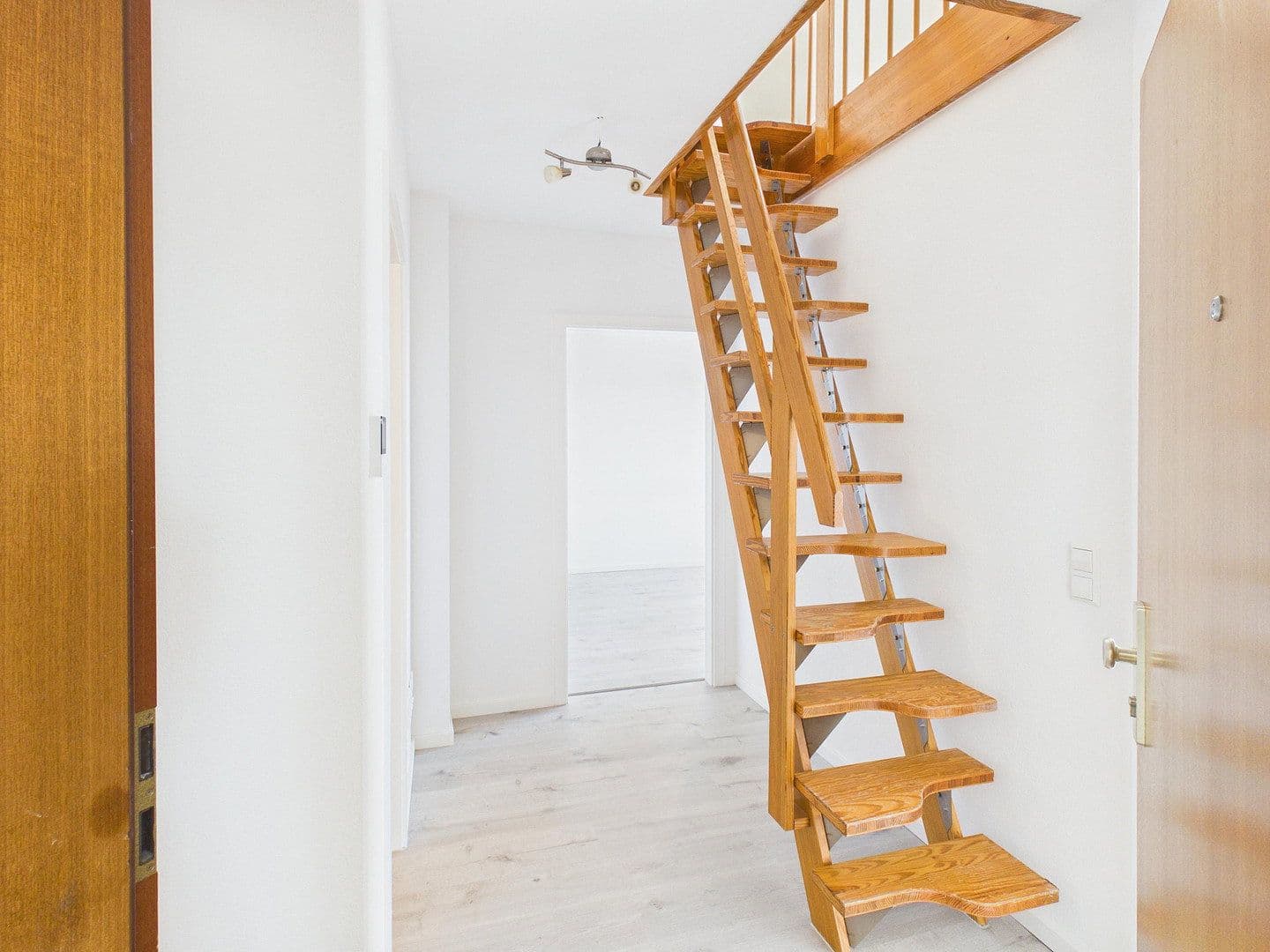 Prenájom bytu 2-izbový 72 m², Michaelstraße 123, Schwäbisch Hall, Bádensko-Wurttembersko Prenájom bytu 2-izbový 72 m², Michaelstraße 123, Schwäbisch Hall, Bádensko-Wurttembersko