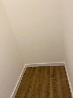 Prenájom bytu 1-izbový 40 m², Wien, Viedeň Prenájom bytu 1-izbový 40 m², Wien, Viedeň