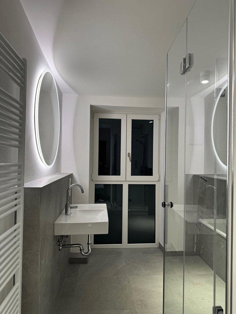 Predaj bytu 3-izbový 80 m², Walderseestraße, Berlin, Berlín Predaj bytu 3-izbový 80 m², Walderseestraße, Berlin, Berlín