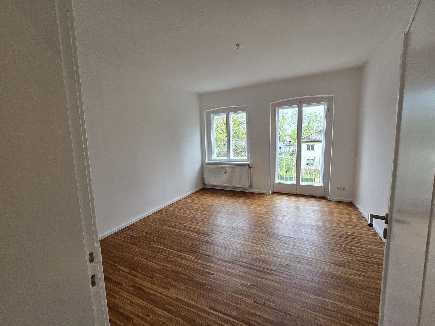 Prenájom bytu 4-izbový 114 m², Gerhart-Hauptmann Straße 43/45, Teltow, Brandenbursko Prenájom bytu 4-izbový 114 m², Gerhart-Hauptmann Straße 43/45, Teltow, Brandenbursko