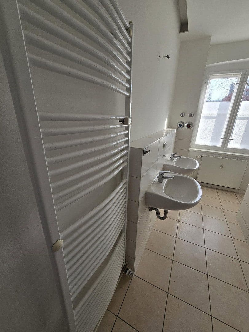 Prenájom bytu 4-izbový 114 m², Gerhart-Hauptmann Straße 43/45, Teltow, Brandenbursko Prenájom bytu 4-izbový 114 m², Gerhart-Hauptmann Straße 43/45, Teltow, Brandenbursko