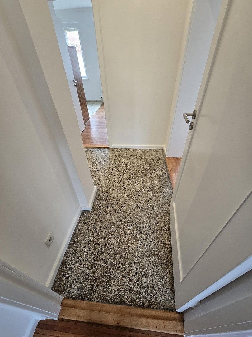 Prenájom bytu 4-izbový 114 m², Gerhart-Hauptmann Straße 43/45, Teltow, Brandenbursko Prenájom bytu 4-izbový 114 m², Gerhart-Hauptmann Straße 43/45, Teltow, Brandenbursko