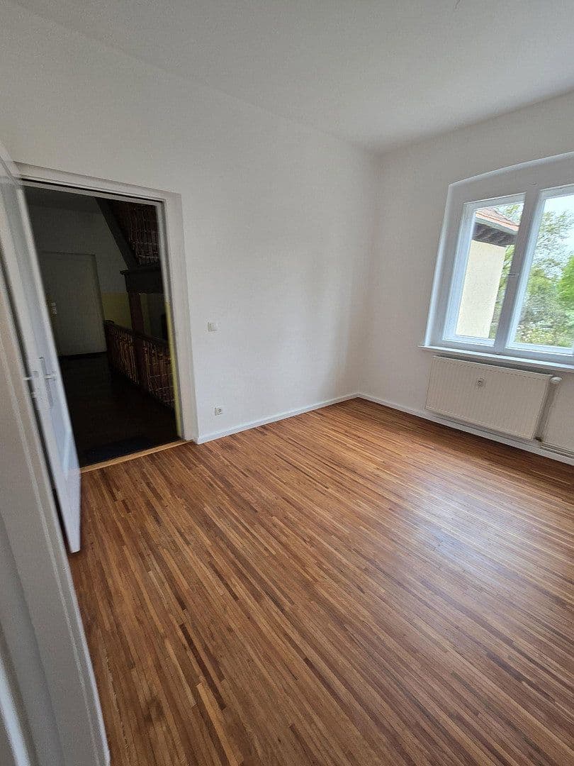Prenájom bytu 4-izbový 114 m², Gerhart-Hauptmann Straße 43/45, Teltow, Brandenbursko Prenájom bytu 4-izbový 114 m², Gerhart-Hauptmann Straße 43/45, Teltow, Brandenbursko