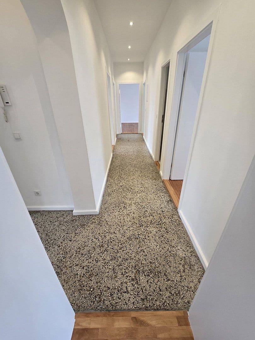 Prenájom bytu 4-izbový 114 m², Gerhart-Hauptmann Straße 43/45, Teltow, Brandenbursko Prenájom bytu 4-izbový 114 m², Gerhart-Hauptmann Straße 43/45, Teltow, Brandenbursko