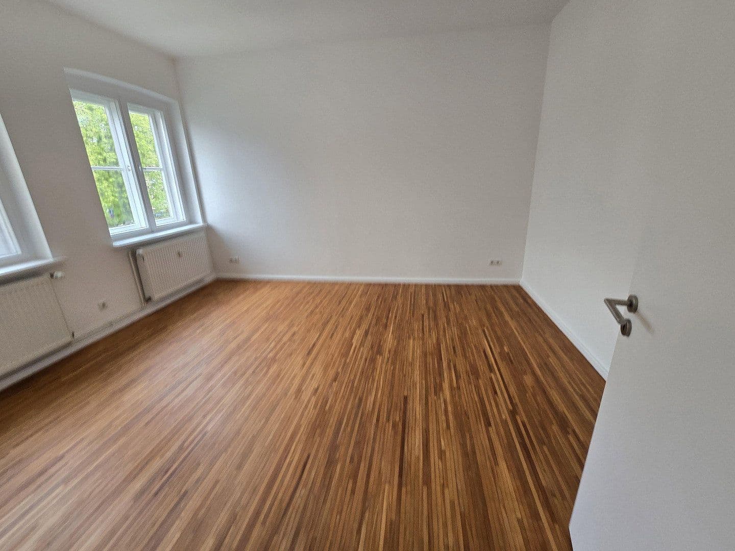 Prenájom bytu 4-izbový 114 m², Gerhart-Hauptmann Straße 43/45, Teltow, Brandenbursko Prenájom bytu 4-izbový 114 m², Gerhart-Hauptmann Straße 43/45, Teltow, Brandenbursko