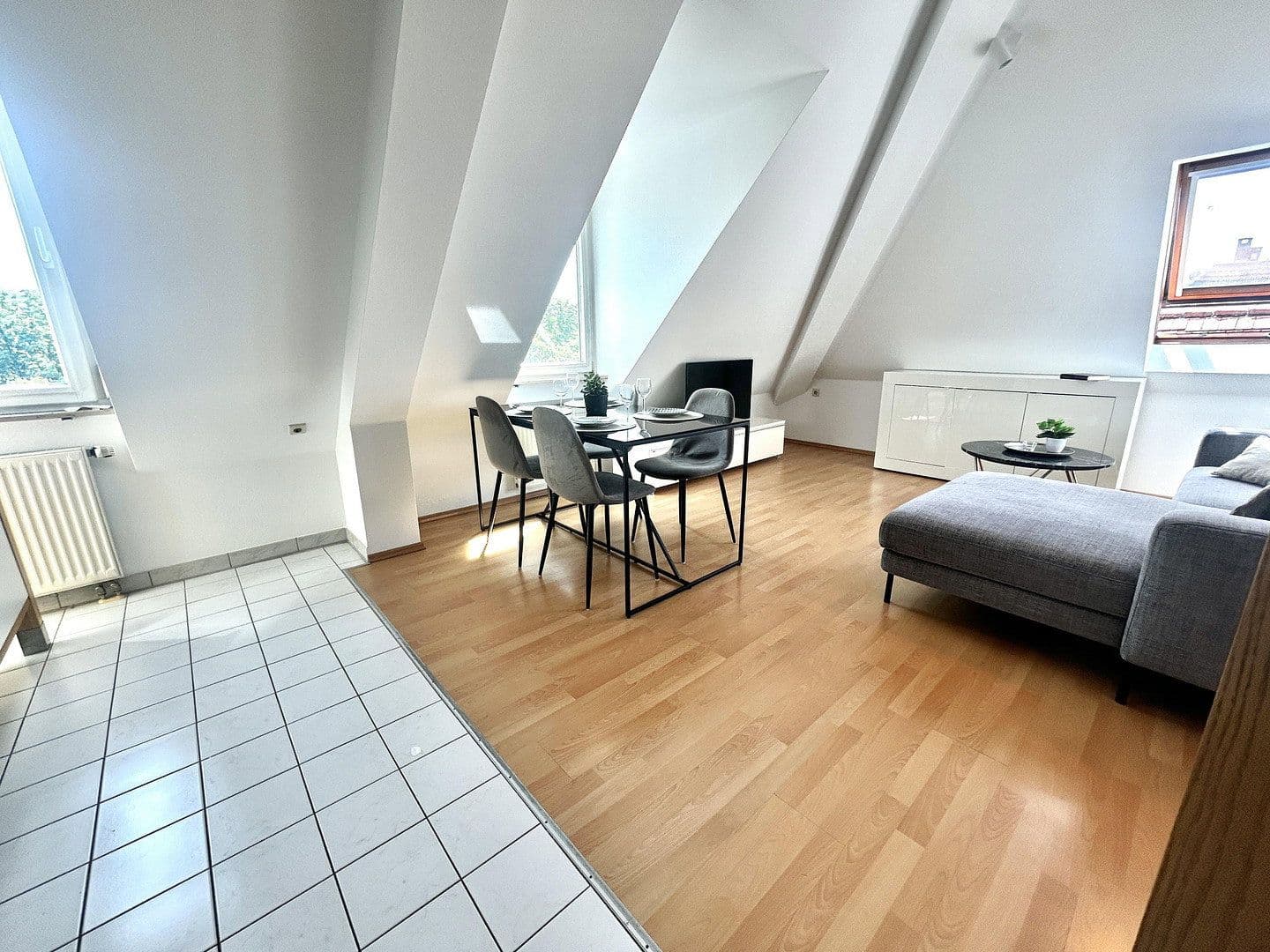 Prenájom bytu 2-izbový 44 m², Ludwigsburg, Bádensko-Wurttembersko Prenájom bytu 2-izbový 44 m², Ludwigsburg, Bádensko-Wurttembersko