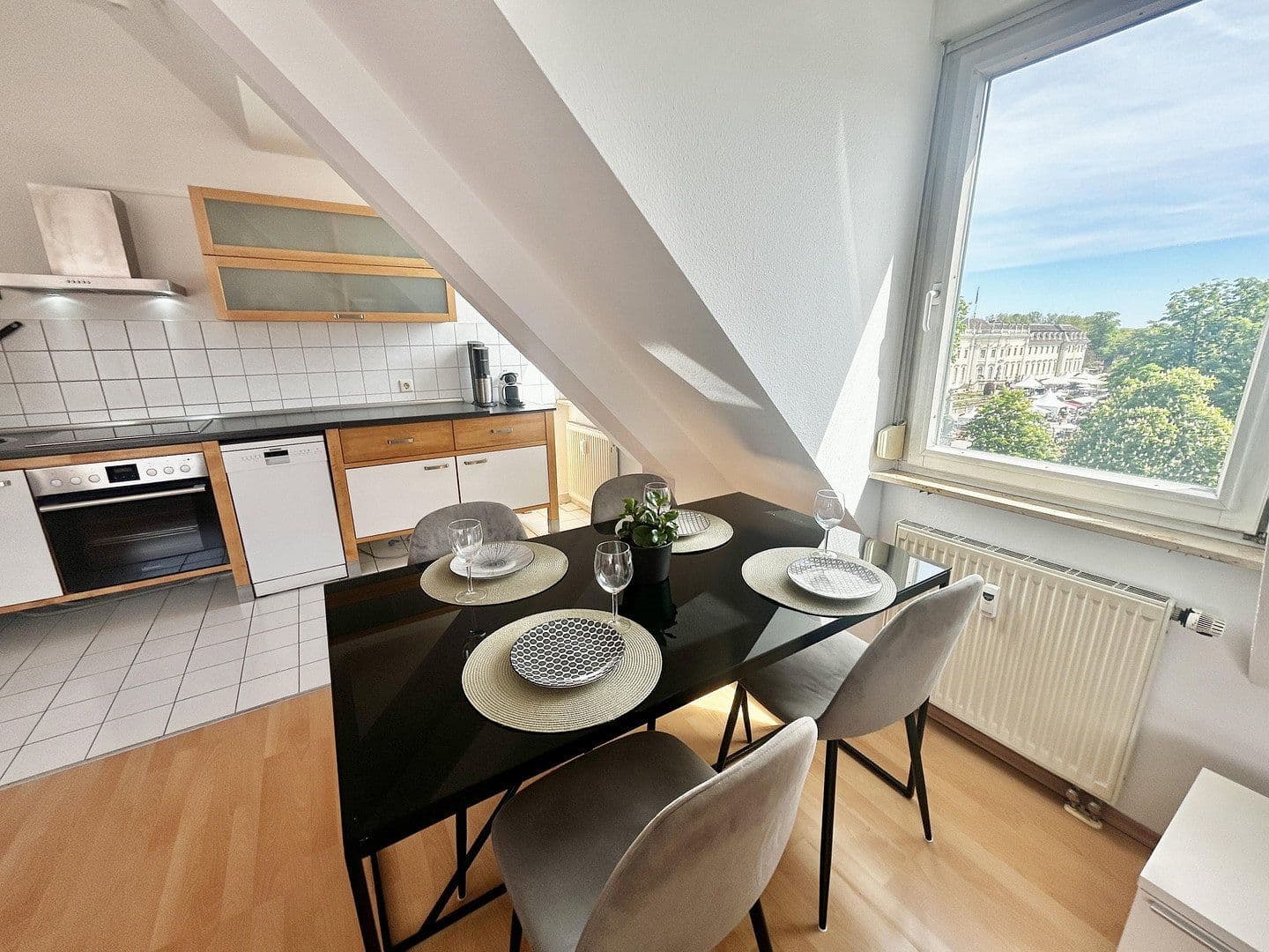 Prenájom bytu 2-izbový 44 m², Ludwigsburg, Bádensko-Wurttembersko Prenájom bytu 2-izbový 44 m², Ludwigsburg, Bádensko-Wurttembersko