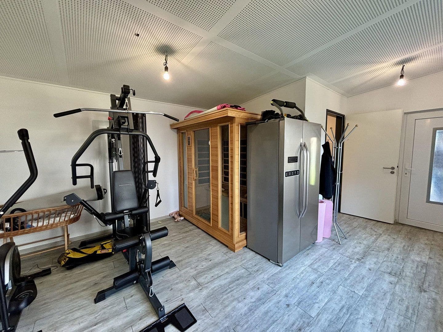Predaj domu 400 m², pozemek 1.000 m², Heusenstamm, Hesensko Predaj domu 400 m², pozemek 1.000 m², Heusenstamm, Hesensko