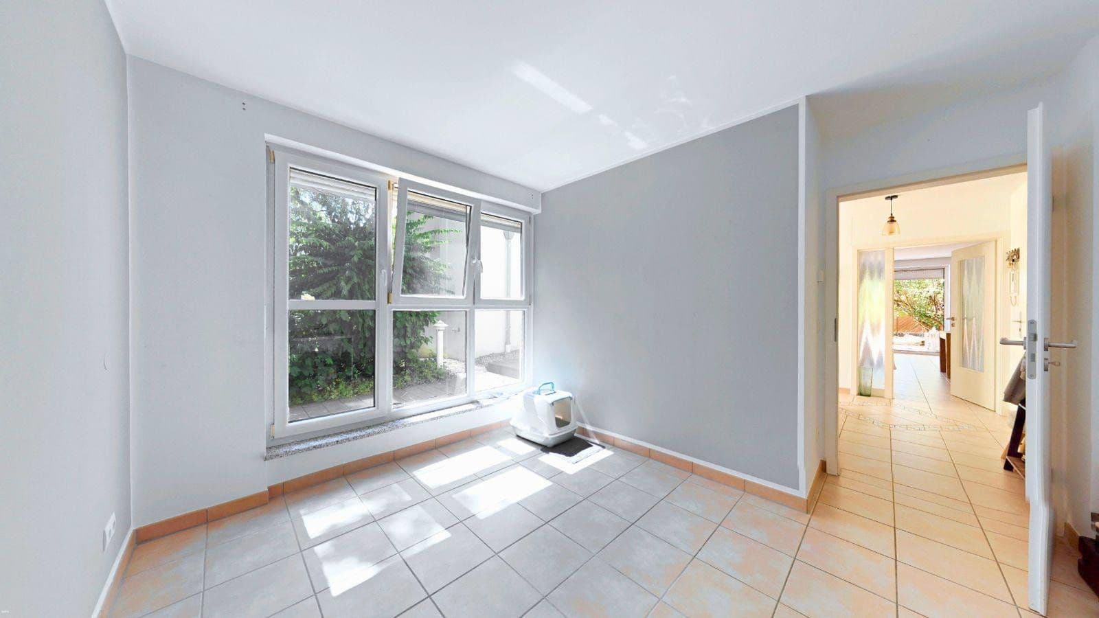 Prenájom bytu 3-izbový 85 m², Friedenspromenade 20, München, Bavorsko Prenájom bytu 3-izbový 85 m², Friedenspromenade 20, München, Bavorsko
