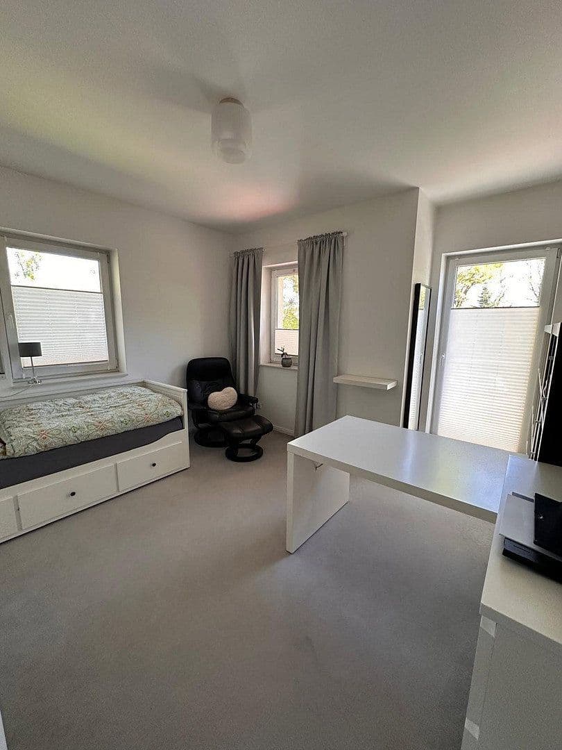 Predaj domu 149 m², pozemek 1.000 m², Hude (Oldenburg), Dolné Sasko Predaj domu 149 m², pozemek 1.000 m², Hude (Oldenburg), Dolné Sasko