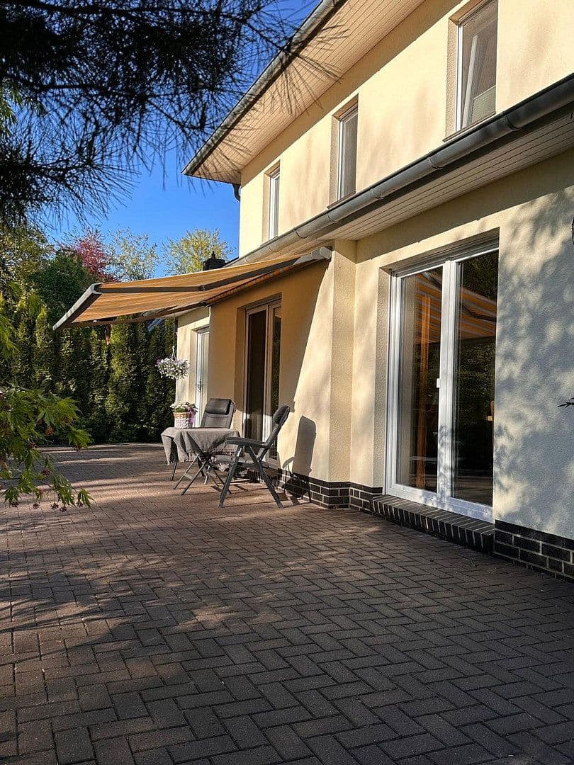 Predaj domu 149 m², pozemek 1.000 m², Hude (Oldenburg), Dolné Sasko Predaj domu 149 m², pozemek 1.000 m², Hude (Oldenburg), Dolné Sasko