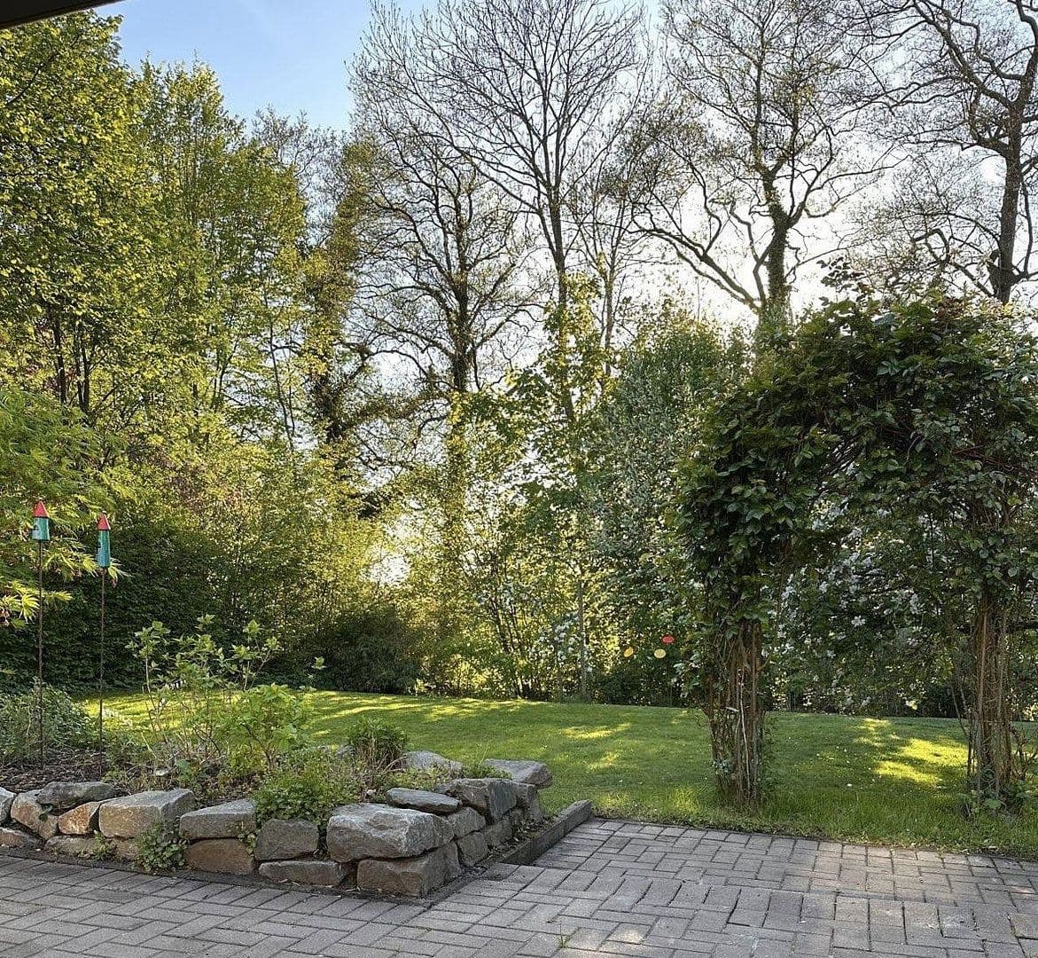 Predaj domu 149 m², pozemek 1.000 m², Hude (Oldenburg), Dolné Sasko Predaj domu 149 m², pozemek 1.000 m², Hude (Oldenburg), Dolné Sasko