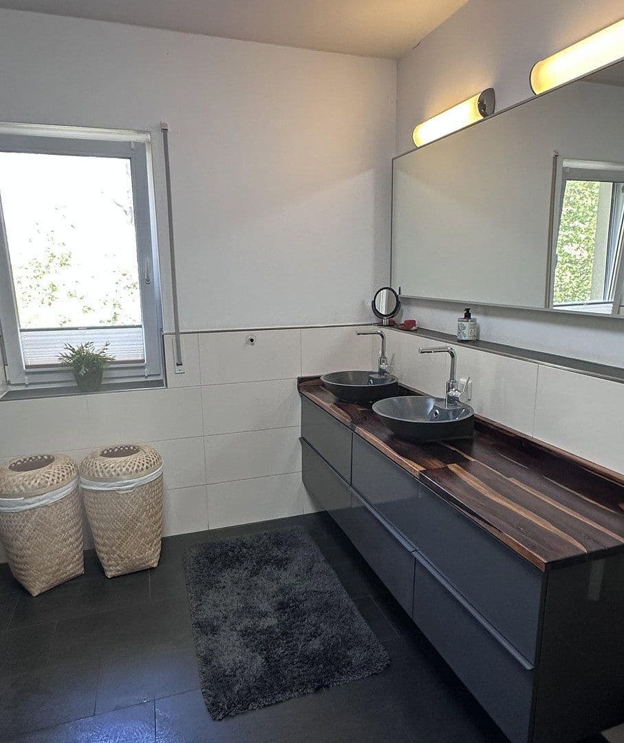 Predaj domu 149 m², pozemek 1.000 m², Hude (Oldenburg), Dolné Sasko Predaj domu 149 m², pozemek 1.000 m², Hude (Oldenburg), Dolné Sasko