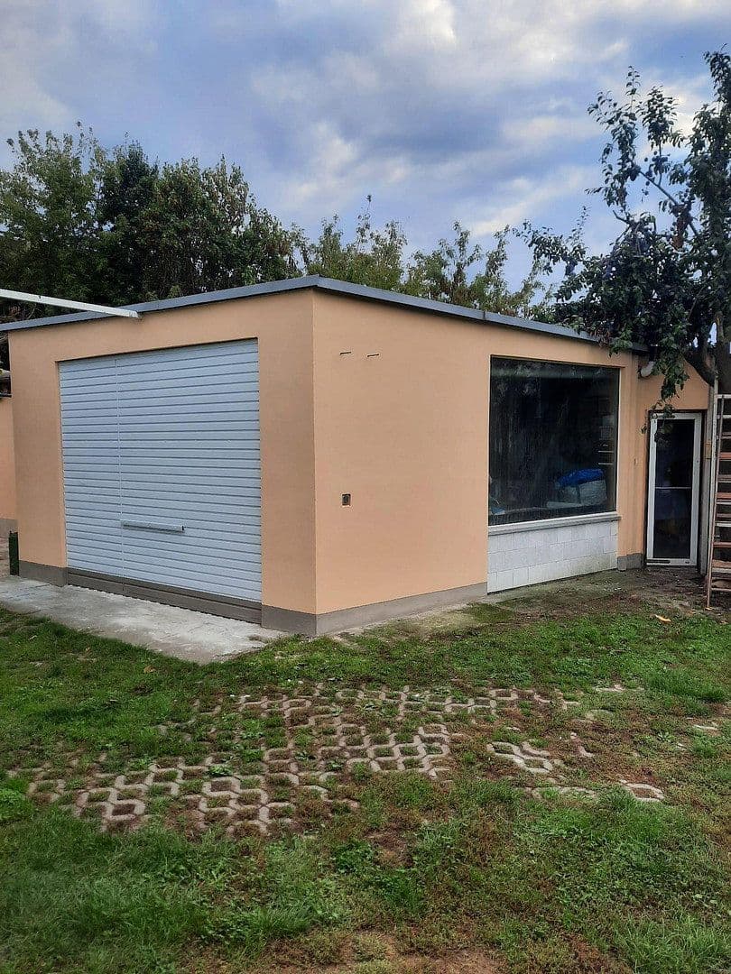 Predaj domu 220 m², pozemek 870 m², Pettenkofer 3, Dresden, Sasko Predaj domu 220 m², pozemek 870 m², Pettenkofer 3, Dresden, Sasko