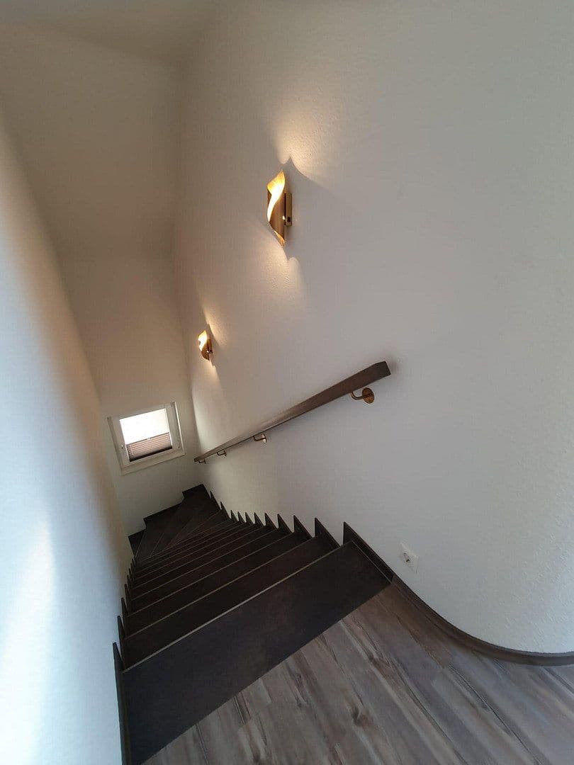 Predaj domu 268 m², pozemek 1.099 m², Alfeld (Leine), Dolné Sasko Predaj domu 268 m², pozemek 1.099 m², Alfeld (Leine), Dolné Sasko