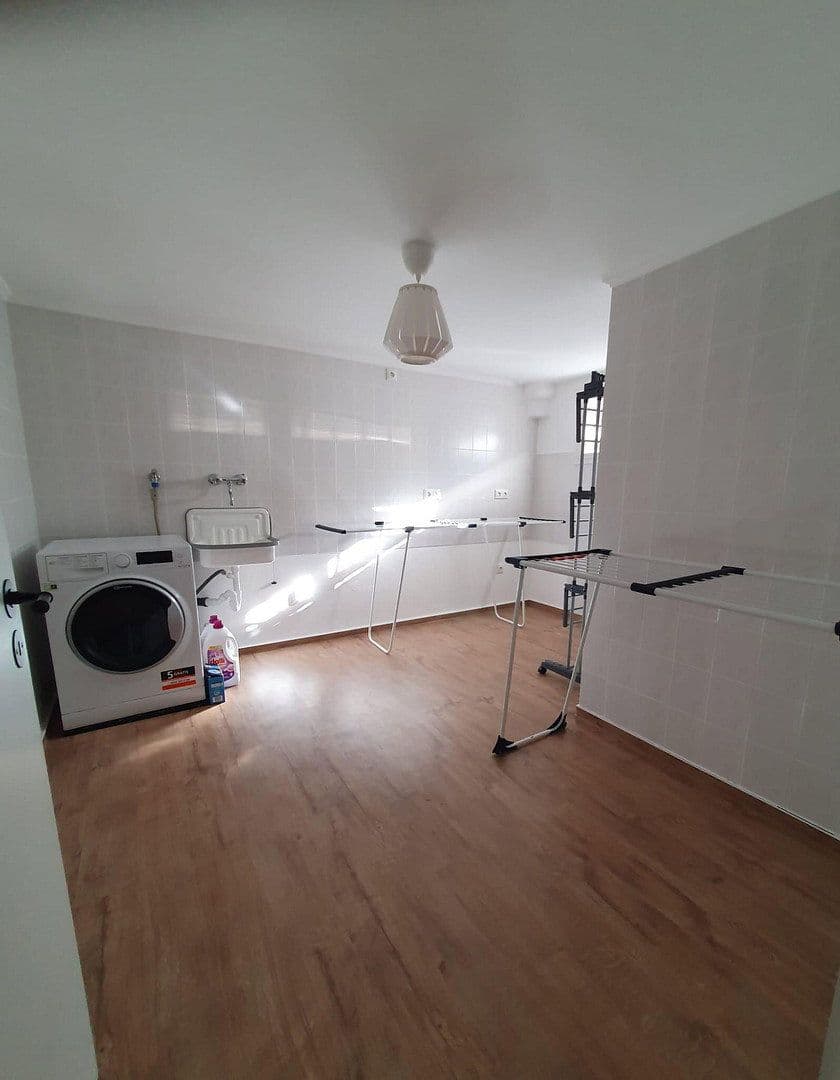 Predaj domu 268 m², pozemek 1.099 m², Alfeld (Leine), Dolné Sasko Predaj domu 268 m², pozemek 1.099 m², Alfeld (Leine), Dolné Sasko