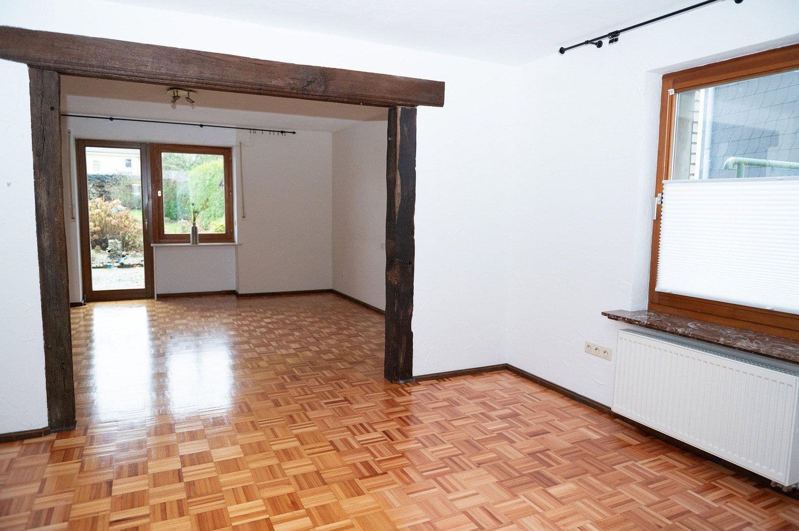 Predaj domu 330 m², pozemek 980 m², Bad Wünnenberg, Severné Porýnie - Westfálsko Predaj domu 330 m², pozemek 980 m², Bad Wünnenberg, Severné Porýnie - Westfálsko