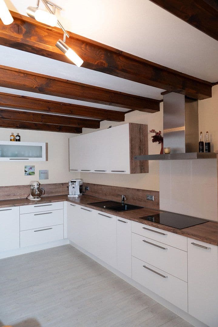 Predaj domu 330 m², pozemek 980 m², Bad Wünnenberg, Severné Porýnie - Westfálsko Predaj domu 330 m², pozemek 980 m², Bad Wünnenberg, Severné Porýnie - Westfálsko
