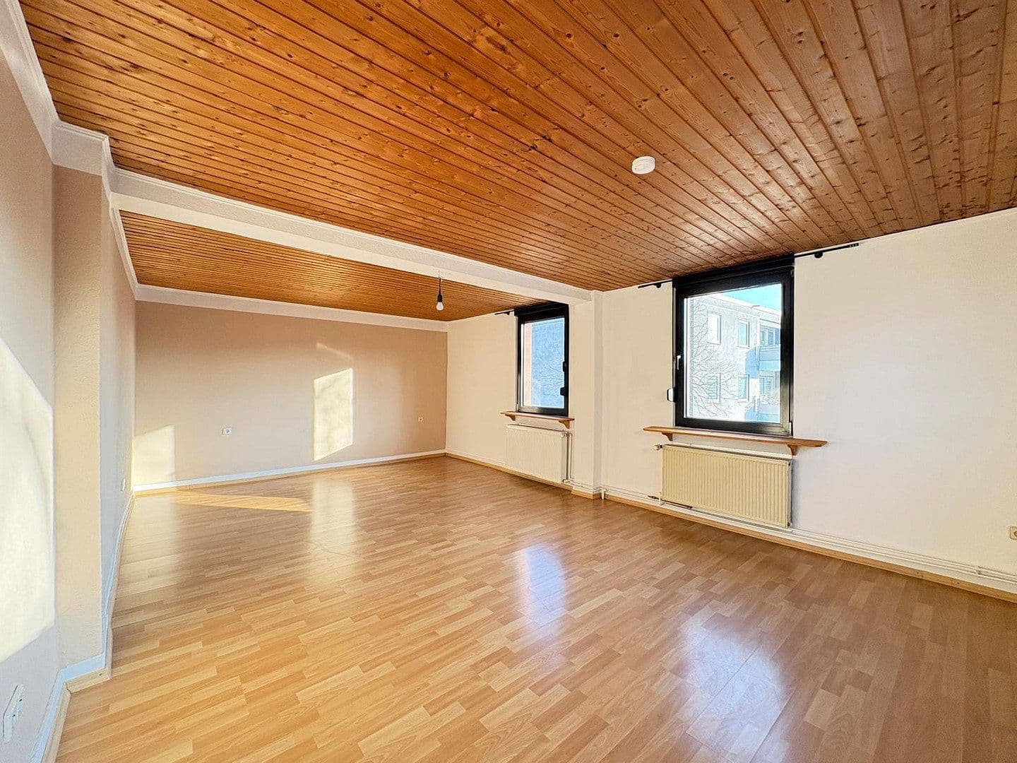 Prenájom domu 132 m², pozemek 25 m², Dietzenbach, Hesensko Prenájom domu 132 m², pozemek 25 m², Dietzenbach, Hesensko