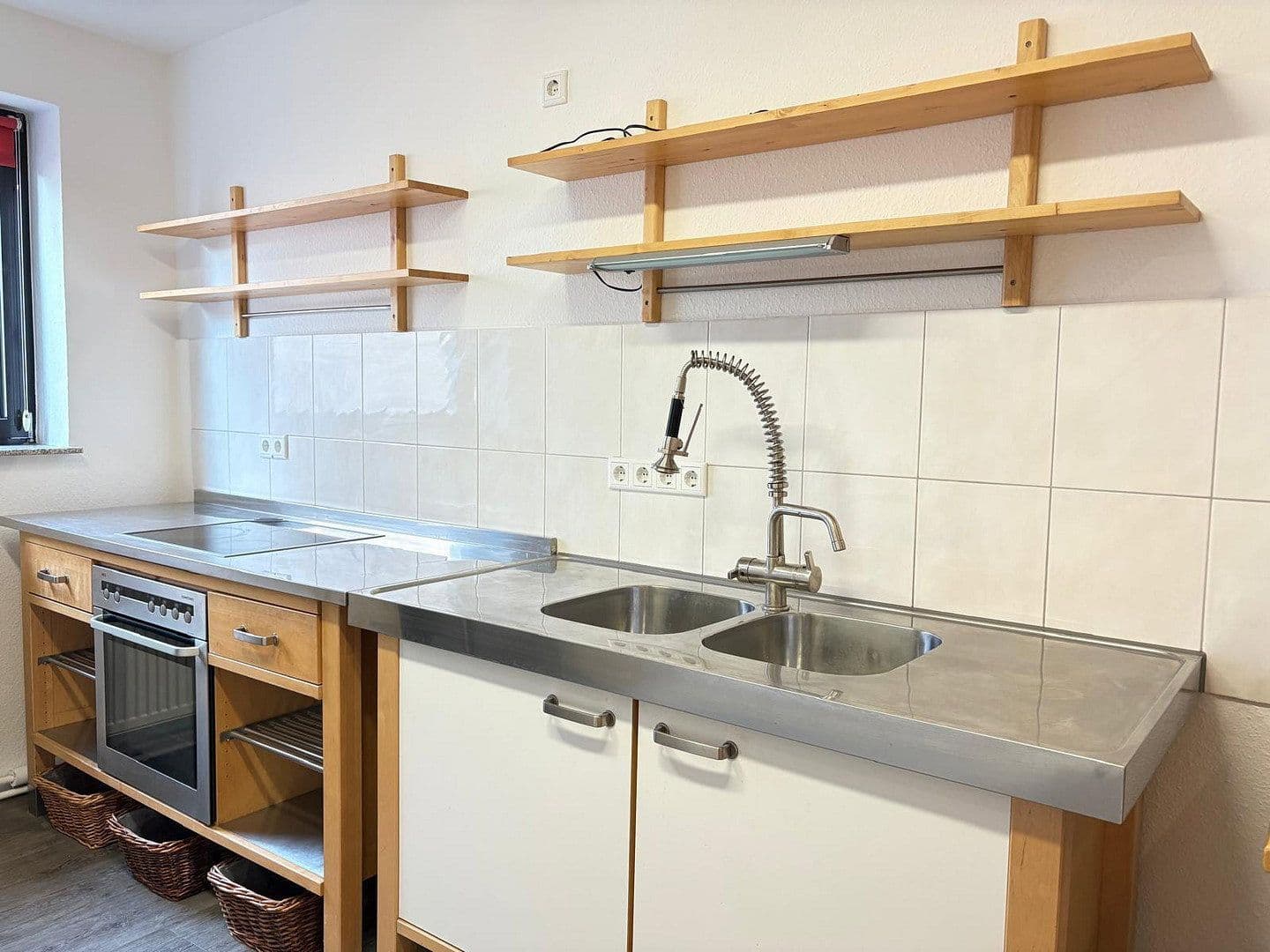 Prenájom domu 132 m², pozemek 25 m², Dietzenbach, Hesensko Prenájom domu 132 m², pozemek 25 m², Dietzenbach, Hesensko