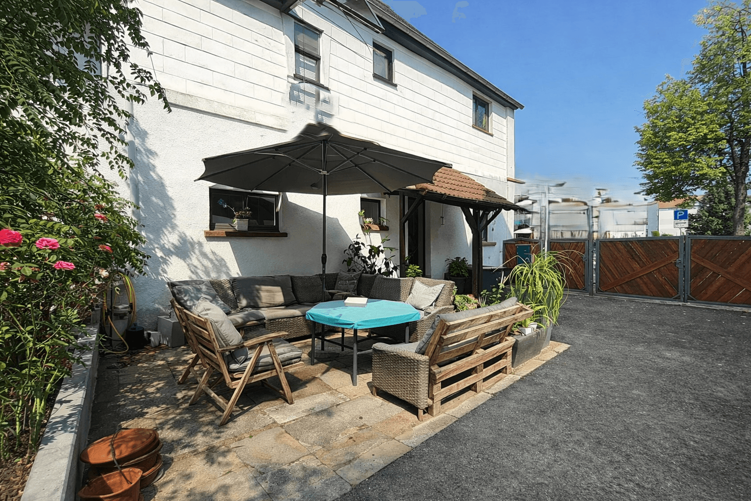Prenájom domu 132 m², pozemek 25 m², Dietzenbach, Hesensko Prenájom domu 132 m², pozemek 25 m², Dietzenbach, Hesensko