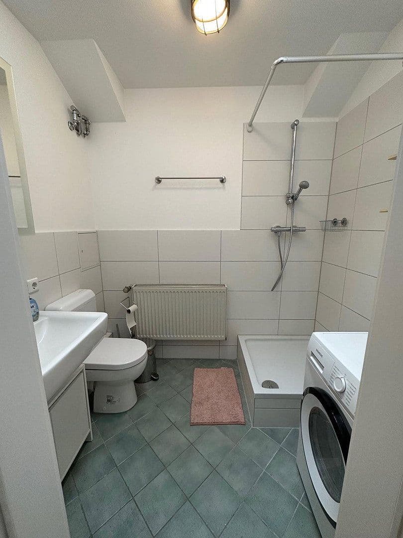 Prenájom bytu 2-izbový 70 m², Fichtestraße, Berlin, Berlín Prenájom bytu 2-izbový 70 m², Fichtestraße, Berlin, Berlín