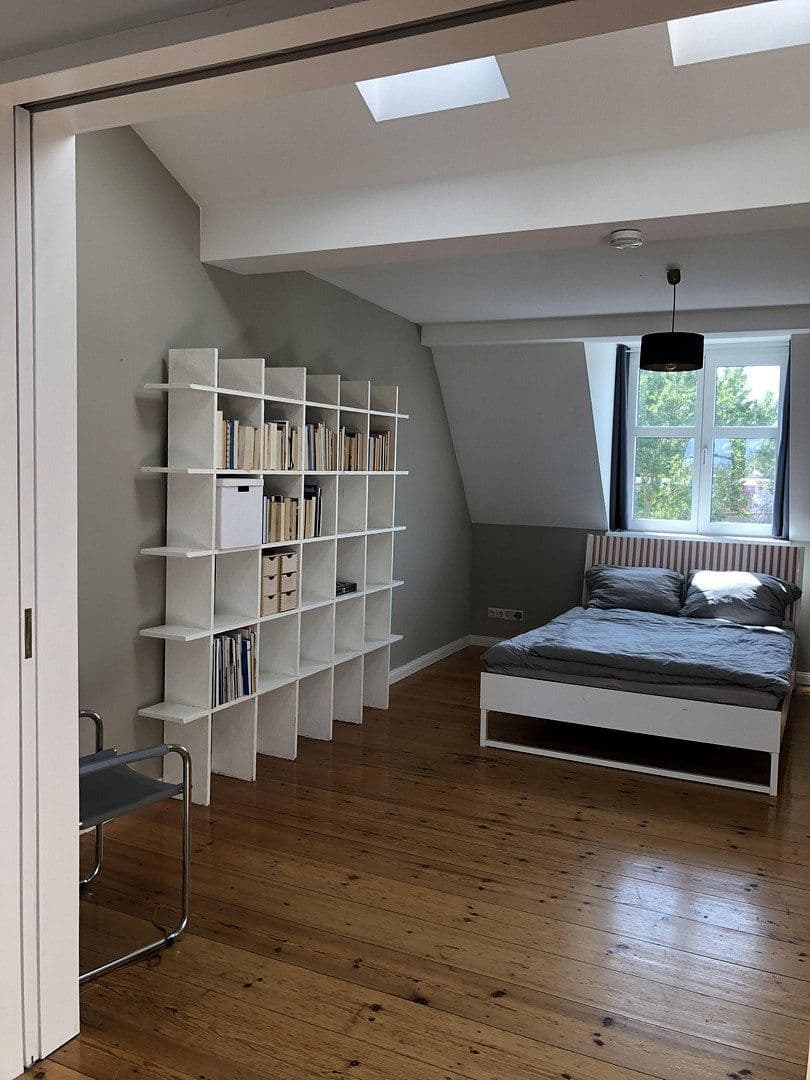 Prenájom bytu 2-izbový 70 m², Fichtestraße, Berlin, Berlín Prenájom bytu 2-izbový 70 m², Fichtestraße, Berlin, Berlín