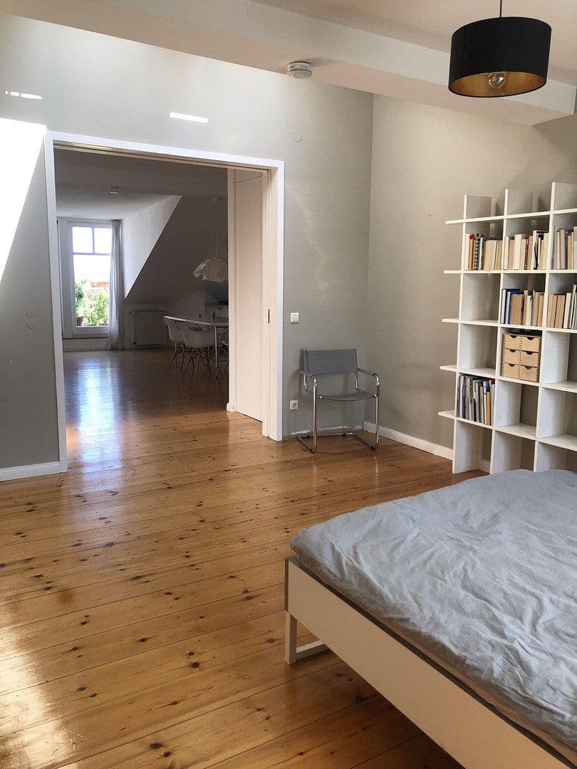 Prenájom bytu 2-izbový 70 m², Fichtestraße, Berlin, Berlín Prenájom bytu 2-izbový 70 m², Fichtestraße, Berlin, Berlín