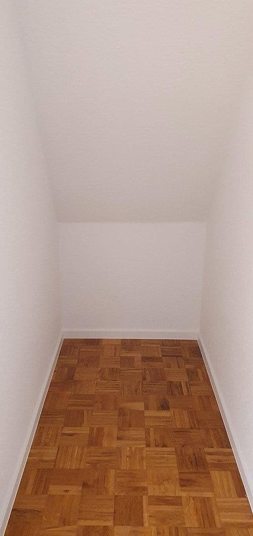 Prenájom bytu 3-izbový 58 m², Lobedanzgang 10, Schwerin, Meklenbursko-Predpomoransko Prenájom bytu 3-izbový 58 m², Lobedanzgang 10, Schwerin, Meklenbursko-Predpomoransko