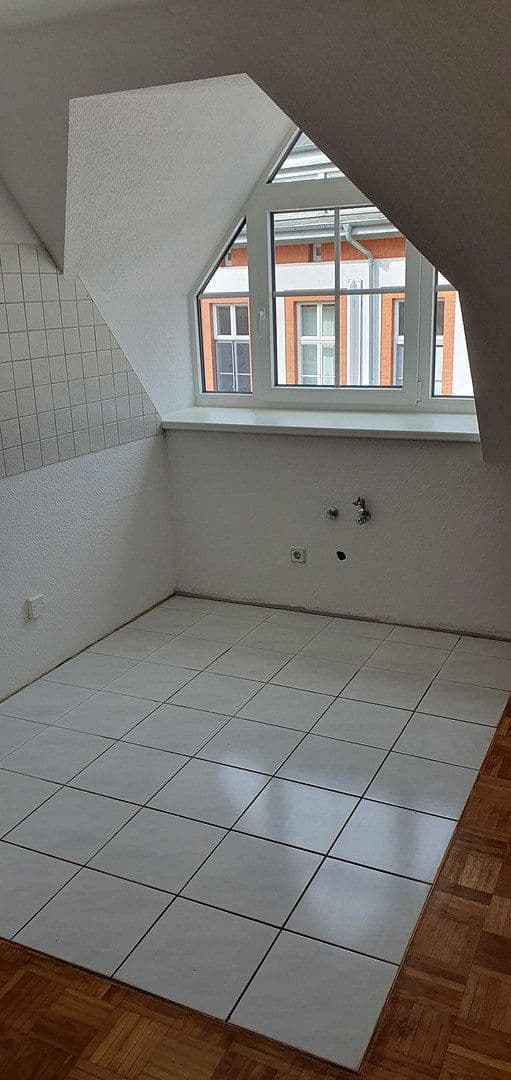 Prenájom bytu 3-izbový 58 m², Lobedanzgang 10, Schwerin, Meklenbursko-Predpomoransko Prenájom bytu 3-izbový 58 m², Lobedanzgang 10, Schwerin, Meklenbursko-Predpomoransko