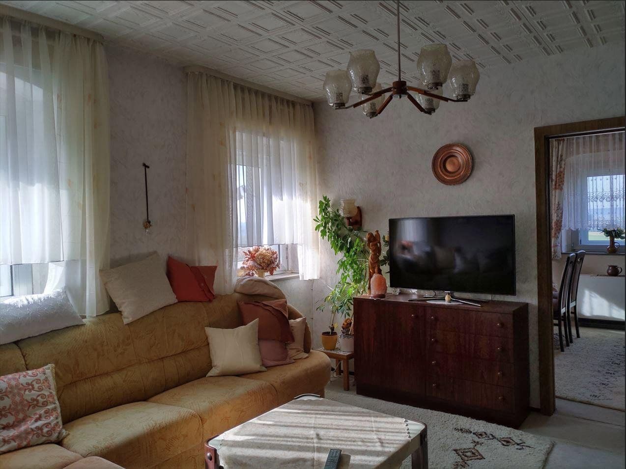 Predaj domu 111 m², pozemek 1.842 m², Selbitz, Bavorsko Predaj domu 111 m², pozemek 1.842 m², Selbitz, Bavorsko