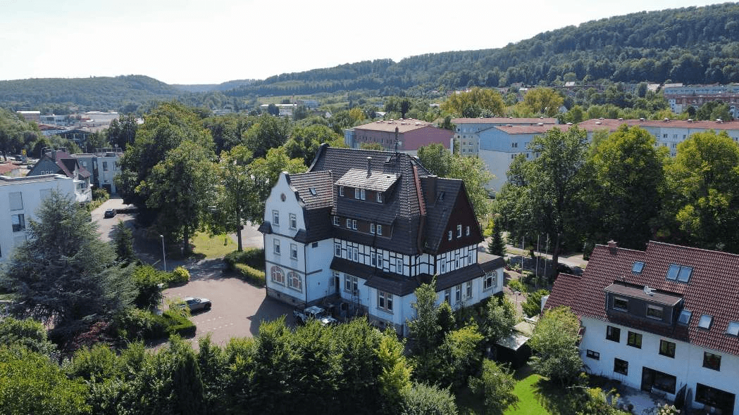 Predaj nebytového priestoru 1.960 m², Dingelstädter Str. 43, Heilbad Heiligenstadt, Durínsko Predaj nebytového priestoru 1.960 m², Dingelstädter Str. 43, Heilbad Heiligenstadt, Durínsko