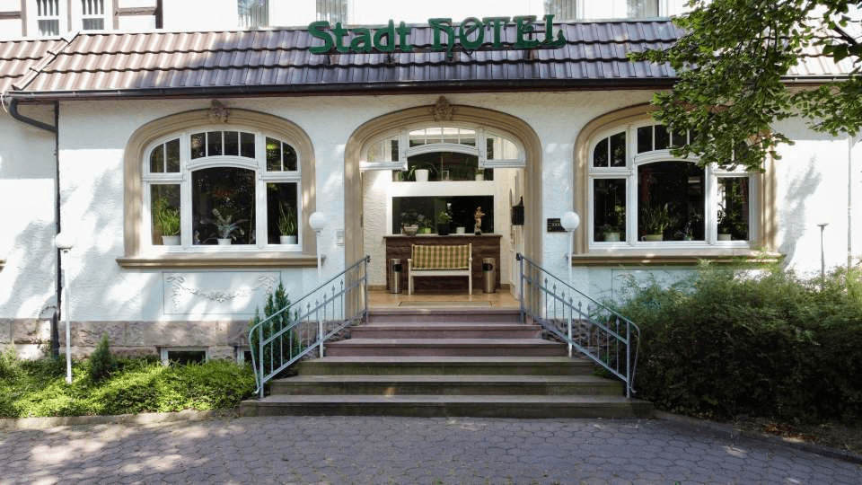 Predaj nebytového priestoru 1.960 m², Dingelstädter Str. 43, Heilbad Heiligenstadt, Durínsko Predaj nebytového priestoru 1.960 m², Dingelstädter Str. 43, Heilbad Heiligenstadt, Durínsko