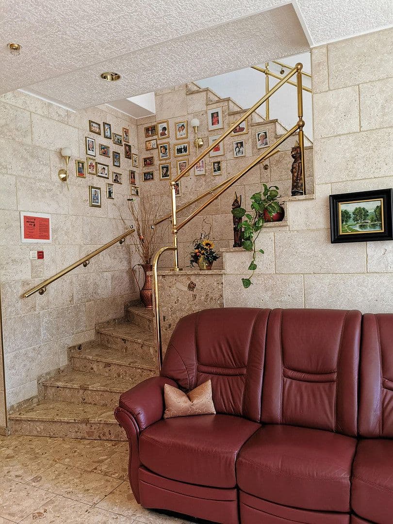 Predaj nebytového priestoru 1.960 m², Dingelstädter Str. 43, Heilbad Heiligenstadt, Durínsko Predaj nebytového priestoru 1.960 m², Dingelstädter Str. 43, Heilbad Heiligenstadt, Durínsko