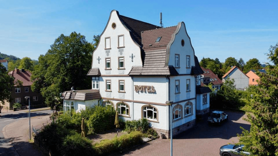 Predaj nebytového priestoru 1.960 m², Dingelstädter Str. 43, Heilbad Heiligenstadt, Durínsko Predaj nebytového priestoru 1.960 m², Dingelstädter Str. 43, Heilbad Heiligenstadt, Durínsko