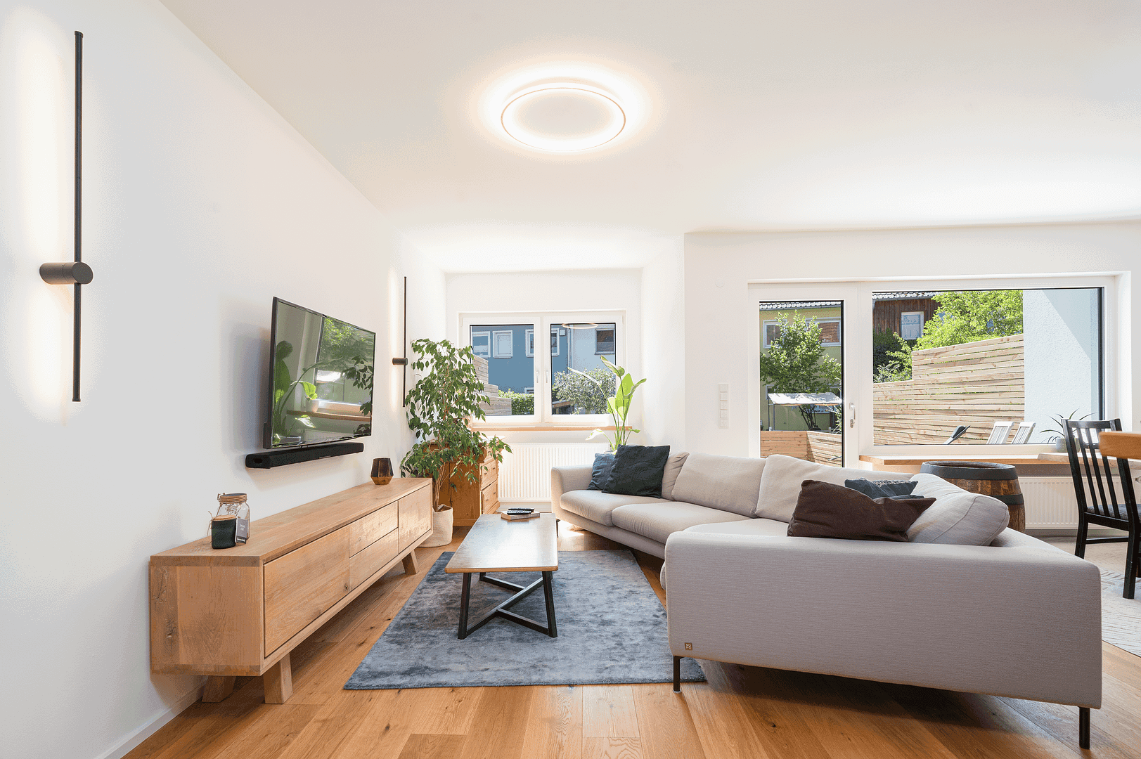 Predaj domu 149 m², pozemek 180 m², Erlangen, Bavorsko Predaj domu 149 m², pozemek 180 m², Erlangen, Bavorsko